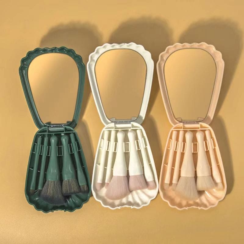 Shell Makeup Brush Set With Mirror, Eyeshadow Highlighter Foundation Brush Beauty Tool, Portable Shell Shaped Mirror Case  Brush Set, Convenient Small Portable Makeup Tool for Travel, Cosmetic Brushes Kit with Mirror Case