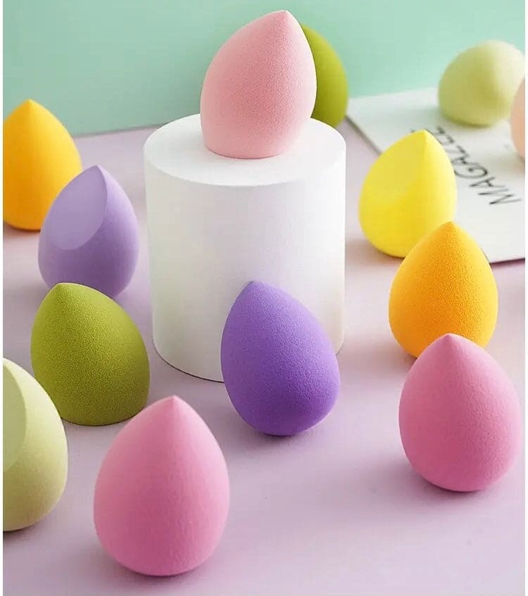 Set Of 4 Makeup Egg Blender, Foundation Powder Puff, Wet and Dry Powder Puff, Makeup Egg Cushion Beauty Tool, Cosmetic Makeup Blender With Storage Box